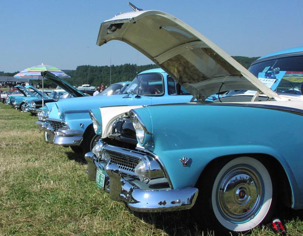 Vermont Auto Enthusiasts - The Blues at Stowe, 2002.